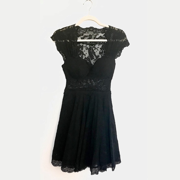 guess lace fit and flare dress